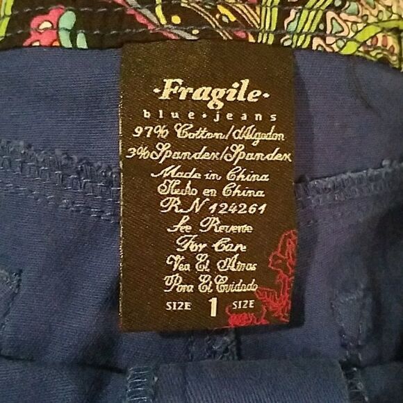 Fragile Jeans Size 1 Women’s Shorts – Royal Blue Casual Everyday Wear - Picture 2 of 3